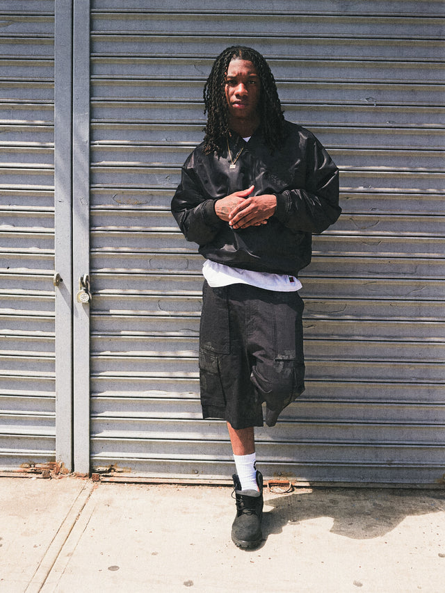 Mono Wreath Cargo Short Black