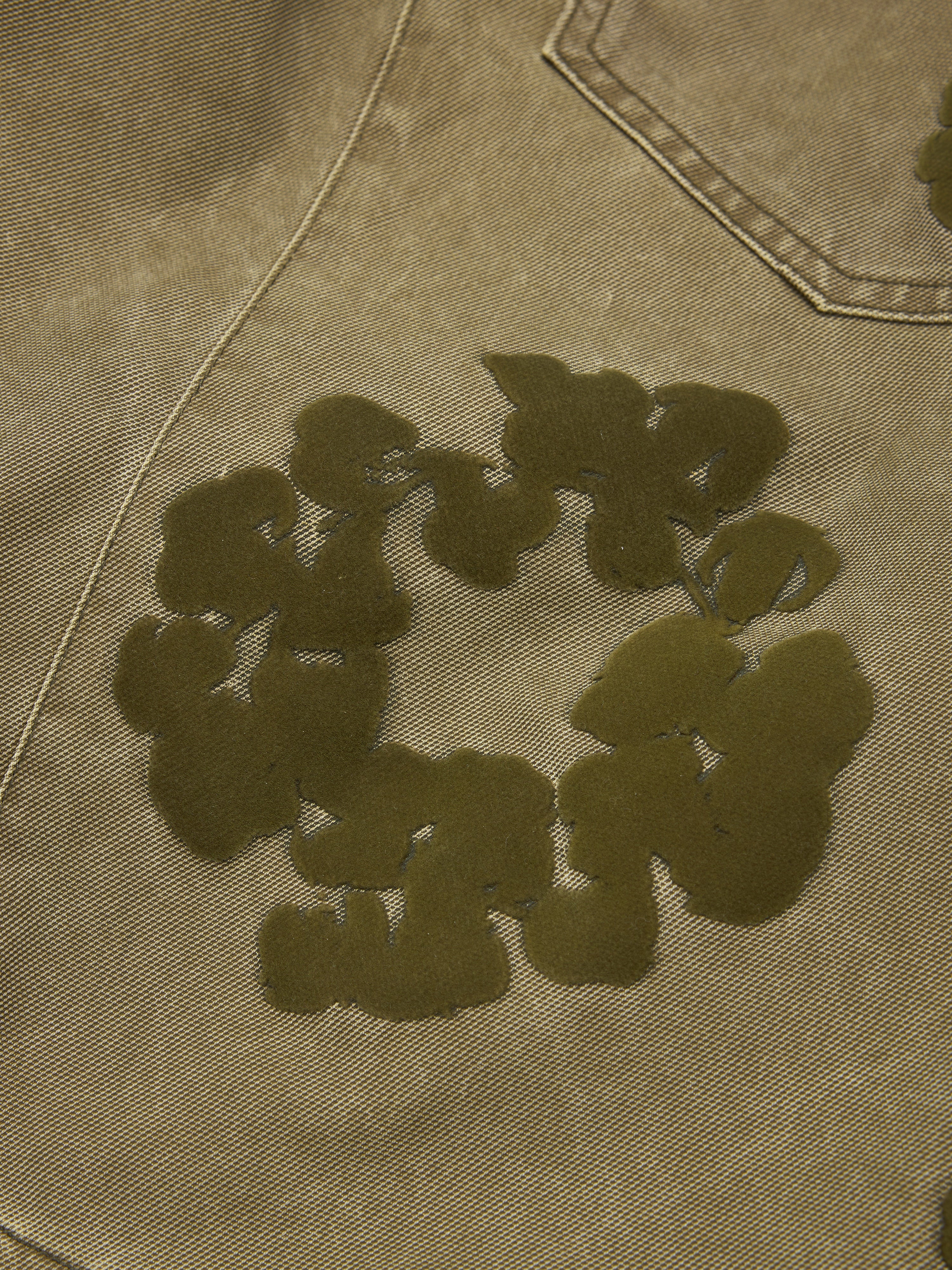 Cotton Wreath Flocked Short Khaki – DENIM TEARS