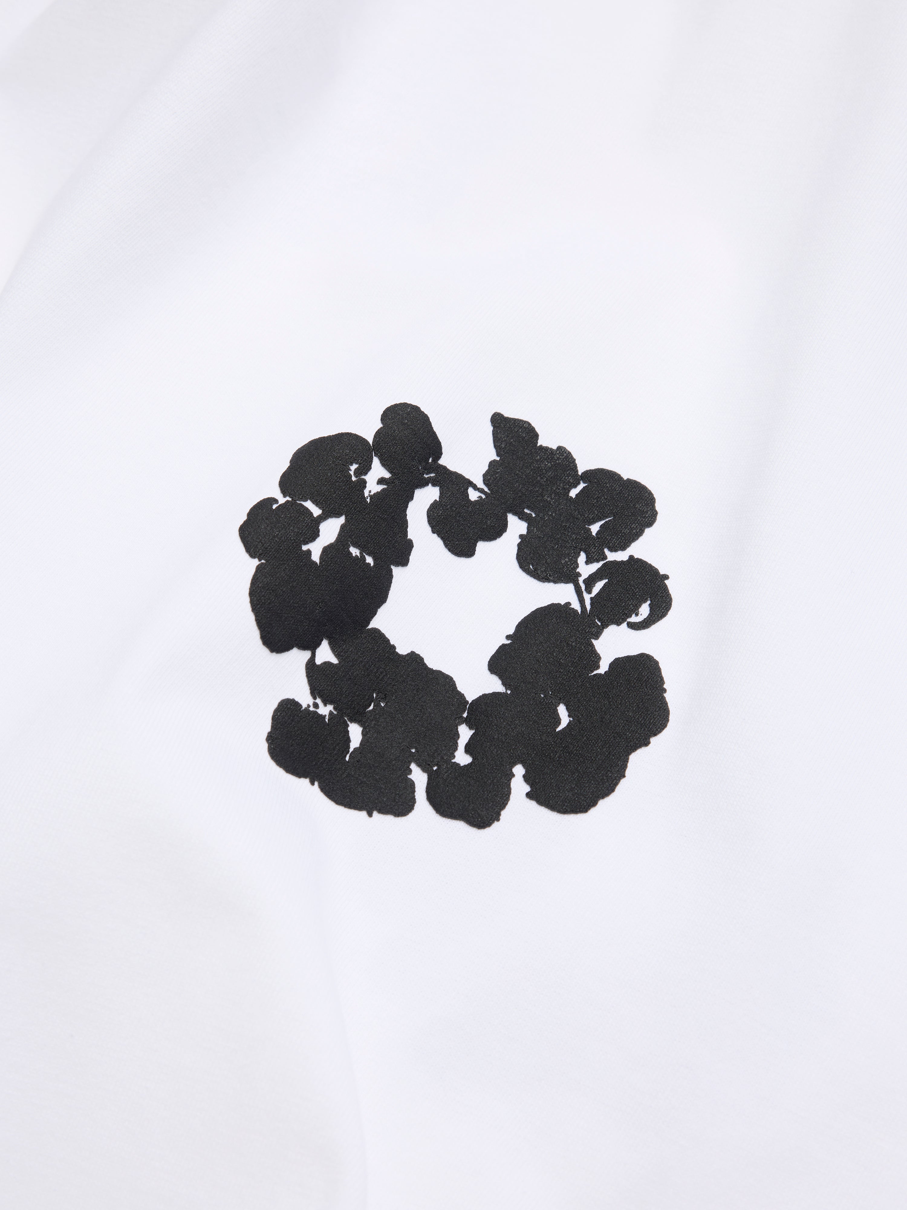 Cotton Wreath 2000s Tee White – DENIM TEARS