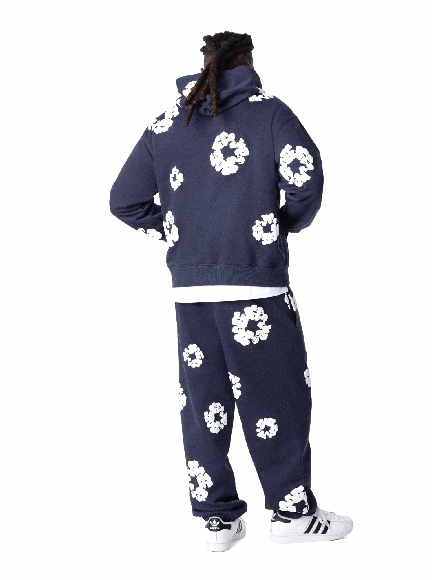 パンツ DENIM TEARS WREATH SWEATPANTS Cotton Wreath Sweatpants Navy – DENIM TEARS