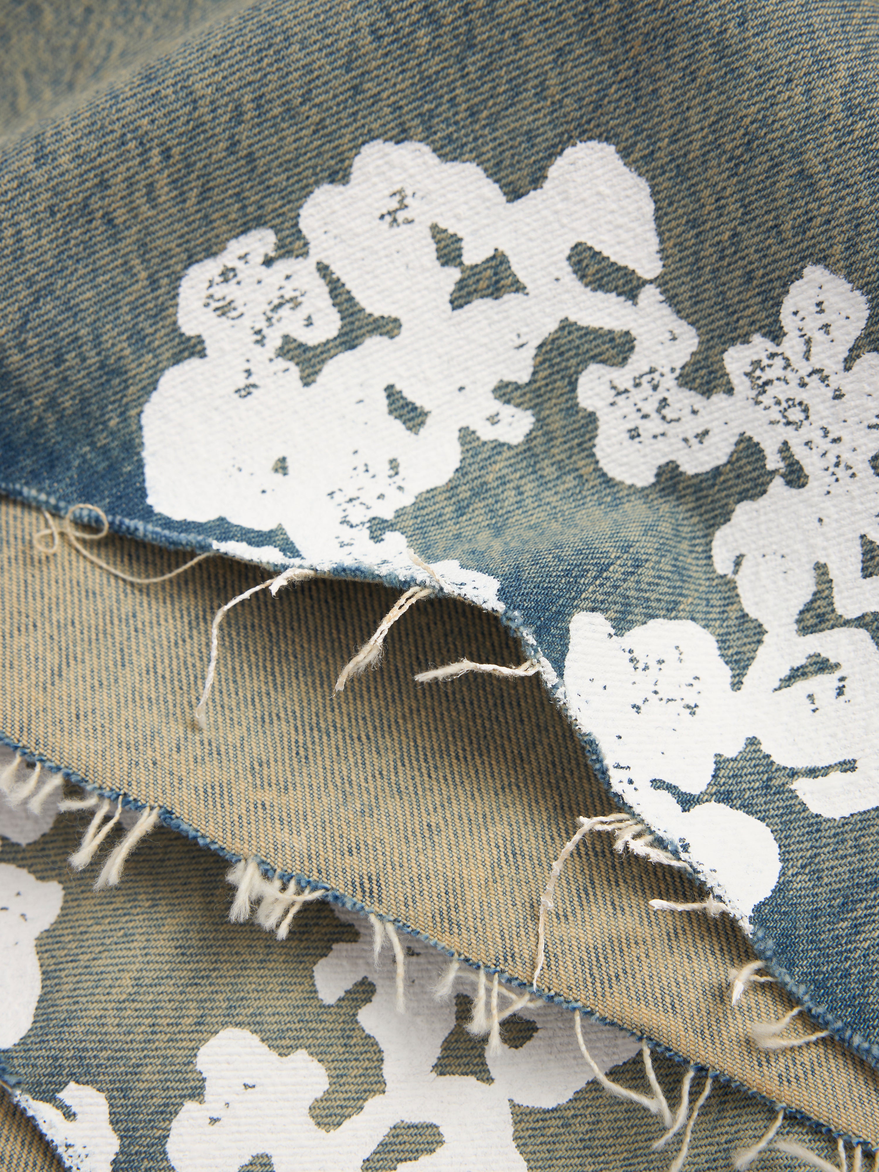 Dirty Wash Cotton Wreath Denim Short – DENIM TEARS