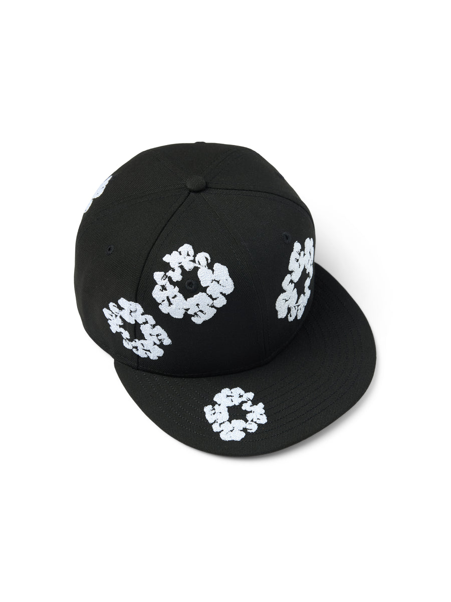 帽子 DENIM TEARS The Cotton Wreath Cap Black Cotton Wreath New Era 59FIFTY Fitted Cap Black – DENIM TEARS